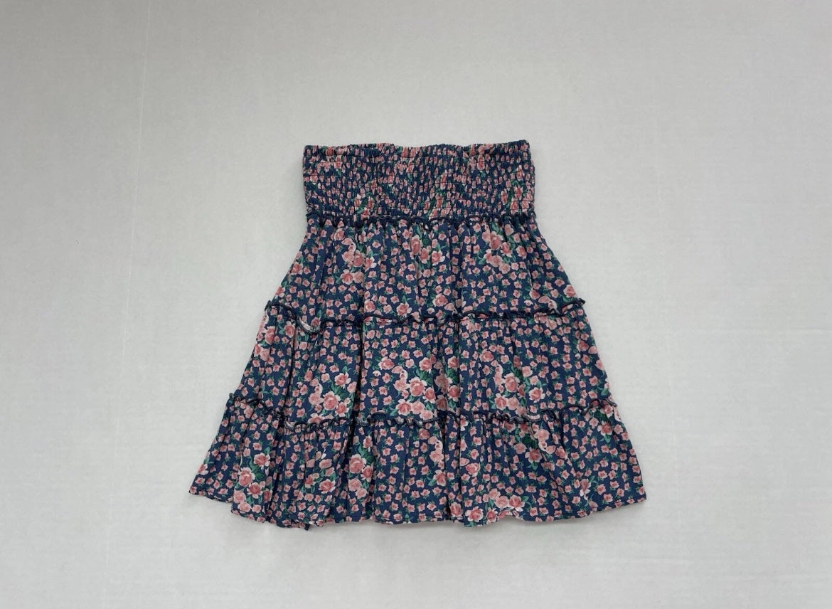 American Eagle Skirt Extra Small Navy blue with pink and green floral pattern Viscose