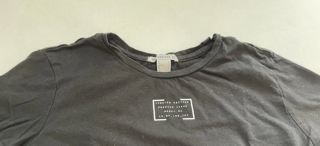 Forever 21 T-Shirt Small Black Polyester
