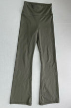 American Eagle Flare Leggings Petite Extra Small Olive Green Polyester