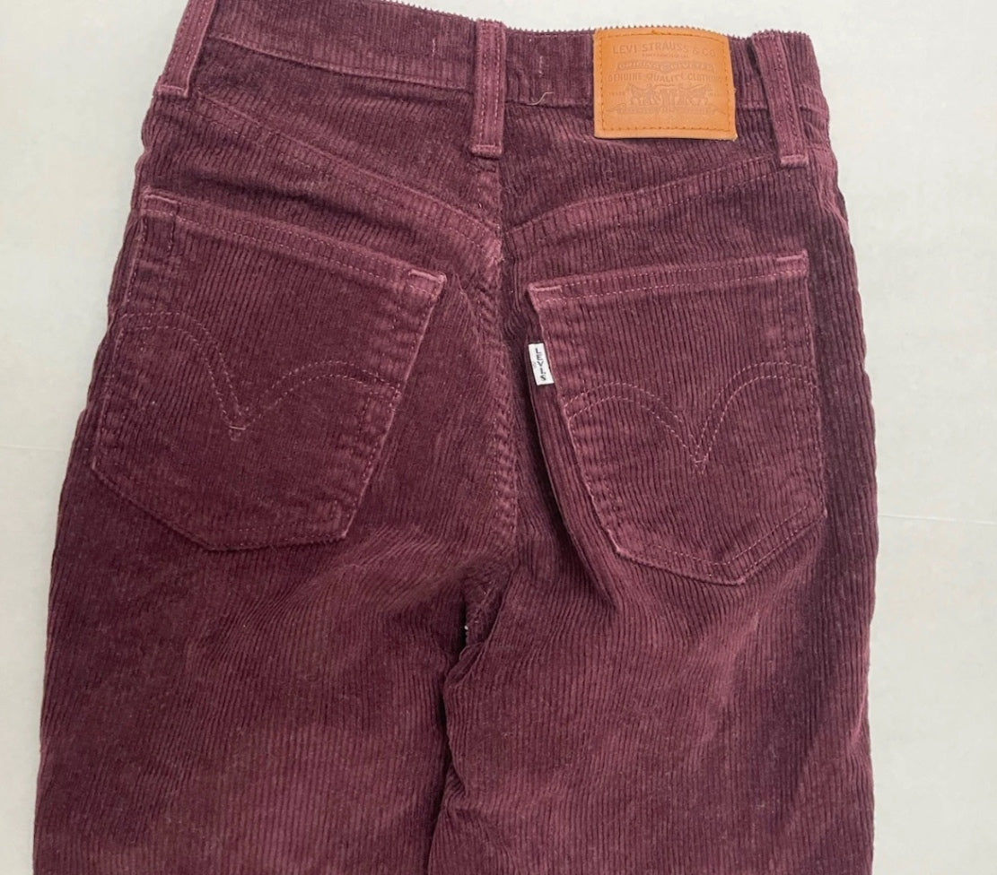 Levi's Jeans 23 Burgundy Corduroy
