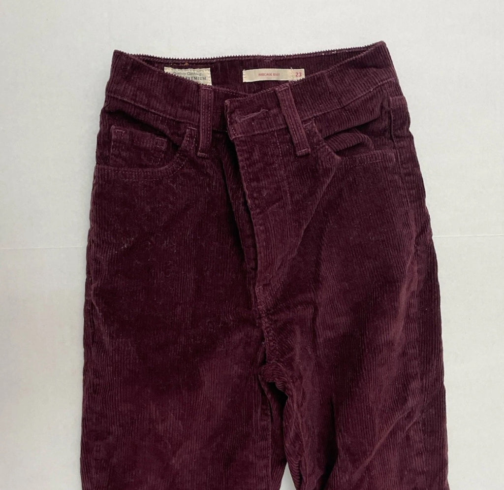 Levi's Jeans 23 Burgundy Corduroy