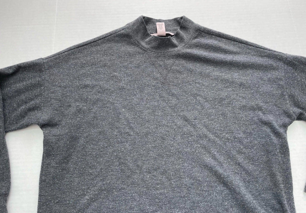 Victoria’s Secret Long Sleeve Top/Turtleneck Extra Small Dark GrayKnit fabric blend/Polyester