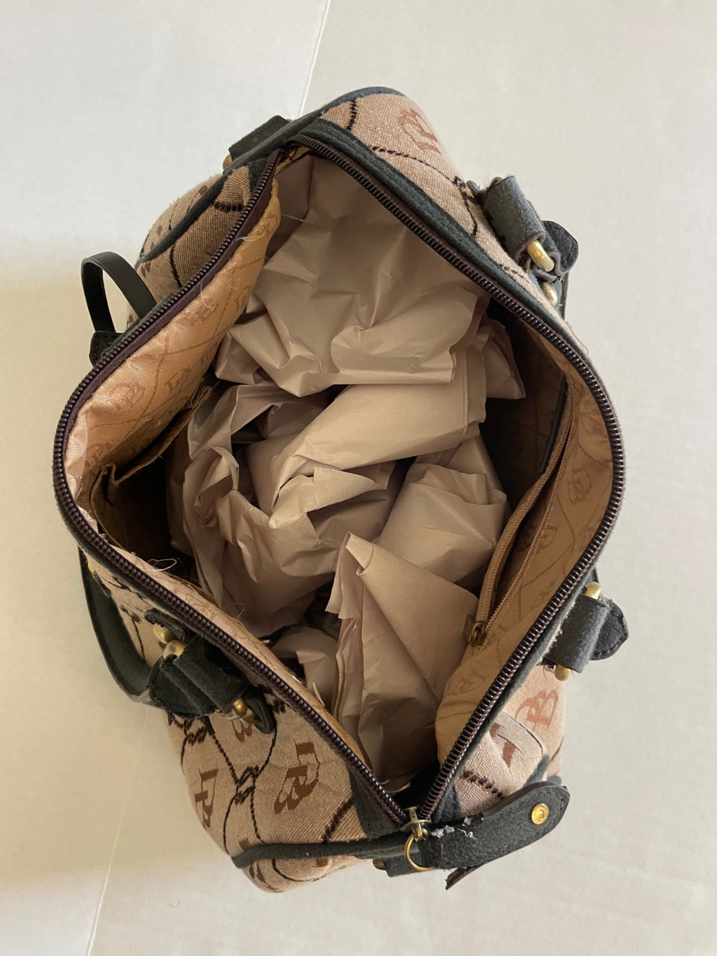 Dooney & Bourke Handbags Medium Beige and Black Fabric