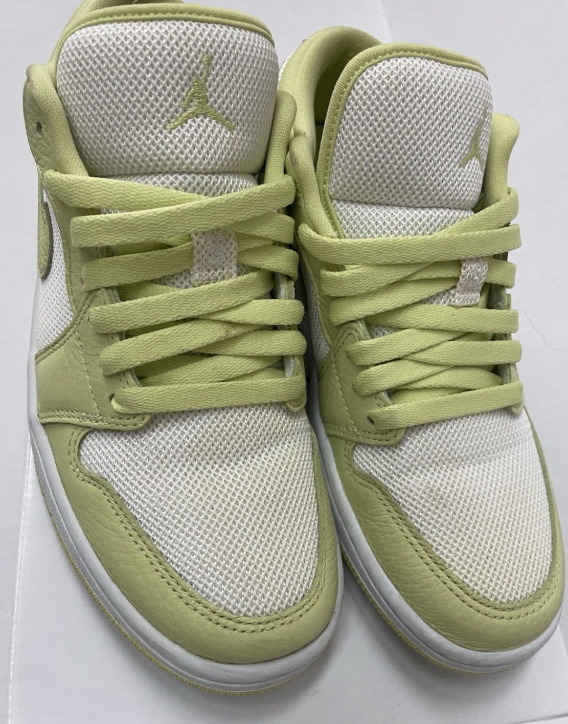 Nike Air Jordan 1 Low SE Shoes 8 Light Green and White Leather and Mesh
