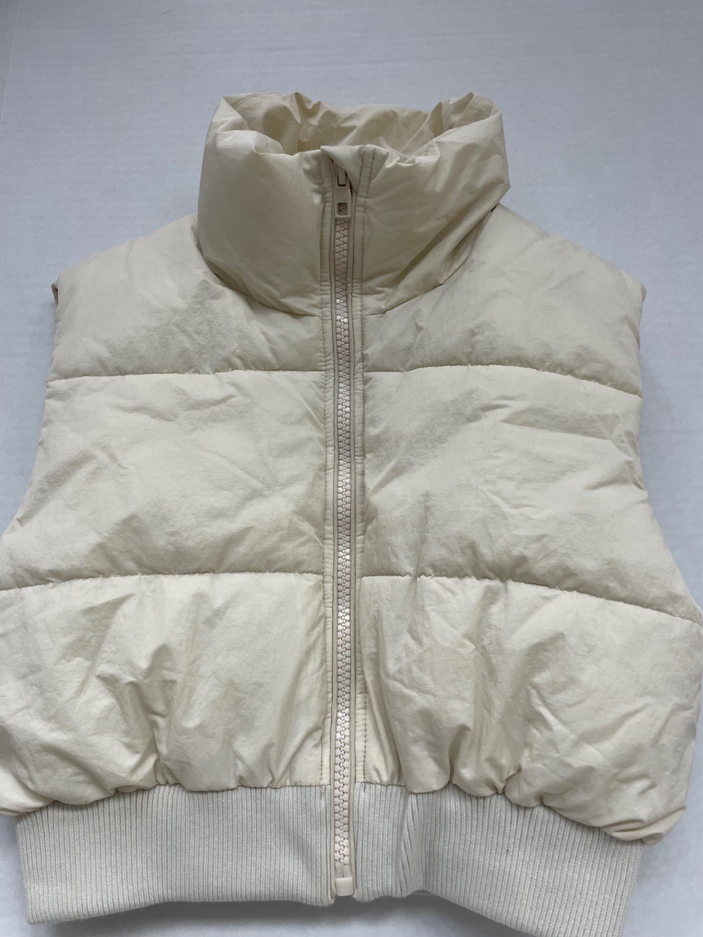 Unbranded Small Jackets/Coats Beige/Off-white Puffer nylon with ribbed knit trim