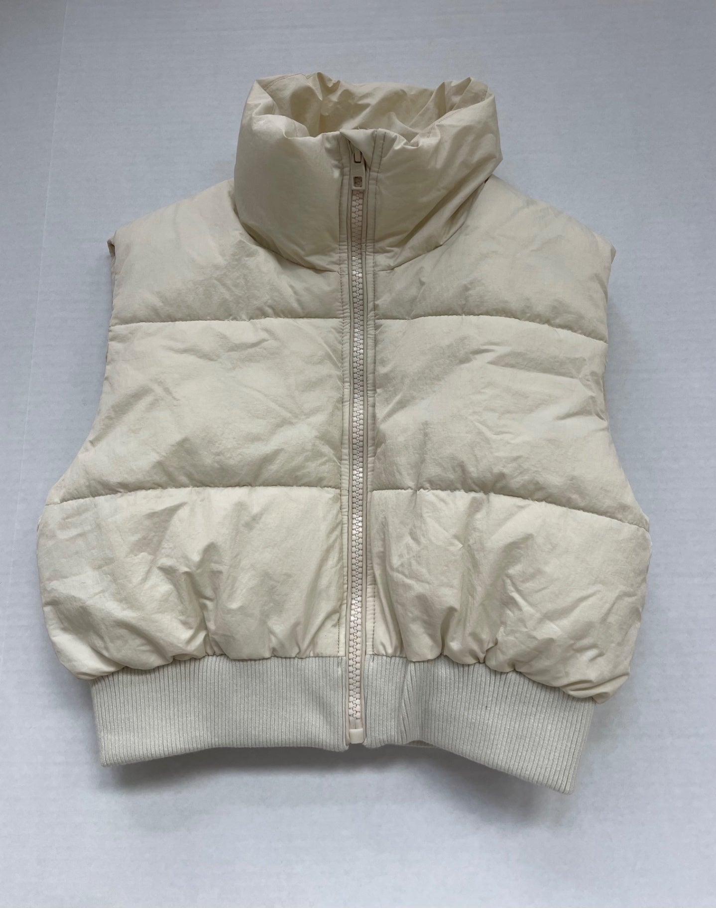 Unbranded Small Jackets/Coats Beige/Off-white Puffer nylon with ribbed knit trim