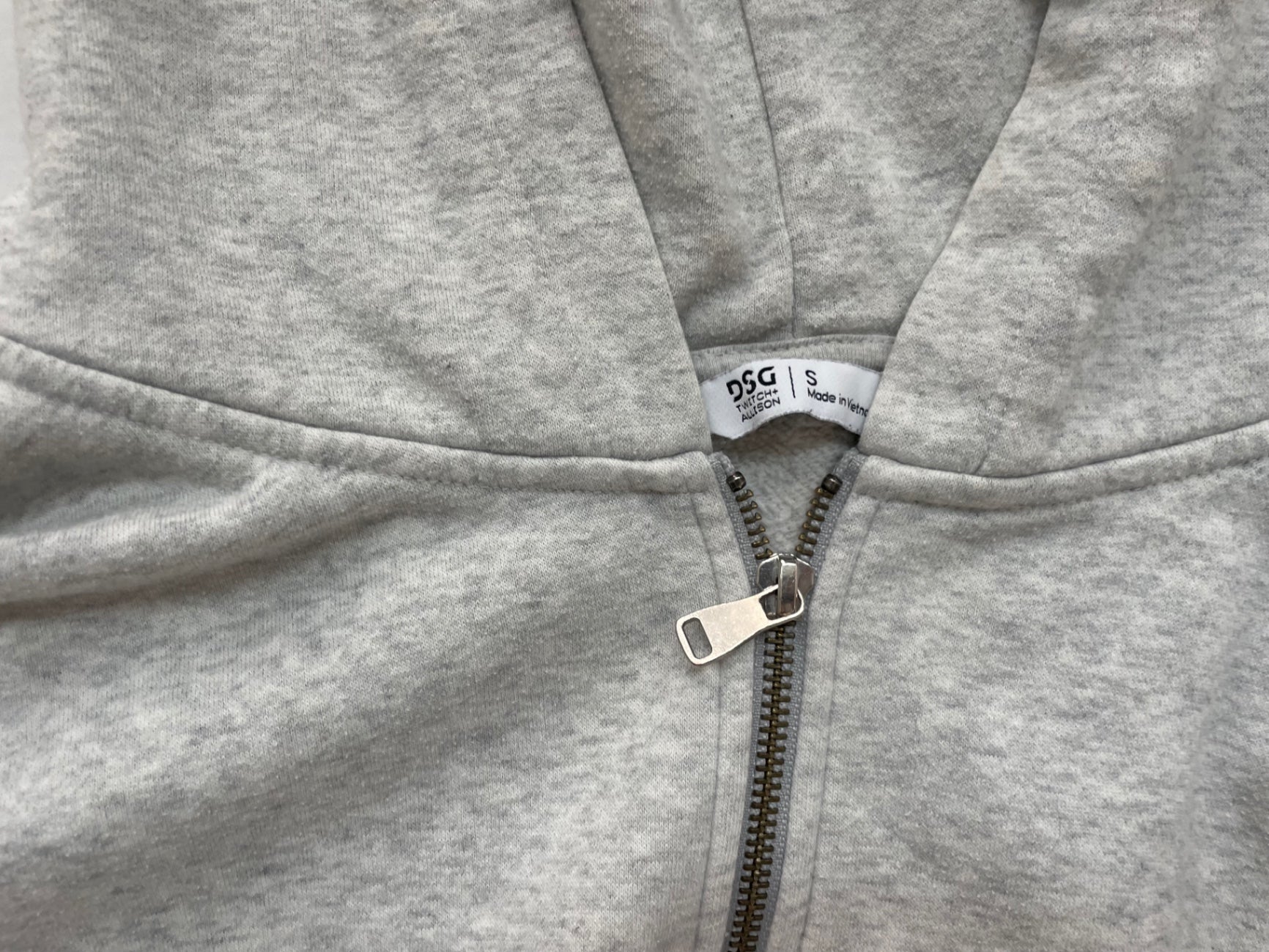 DSG Sweatshirts/Hoodies Small Gray Cotton and Polyester blend