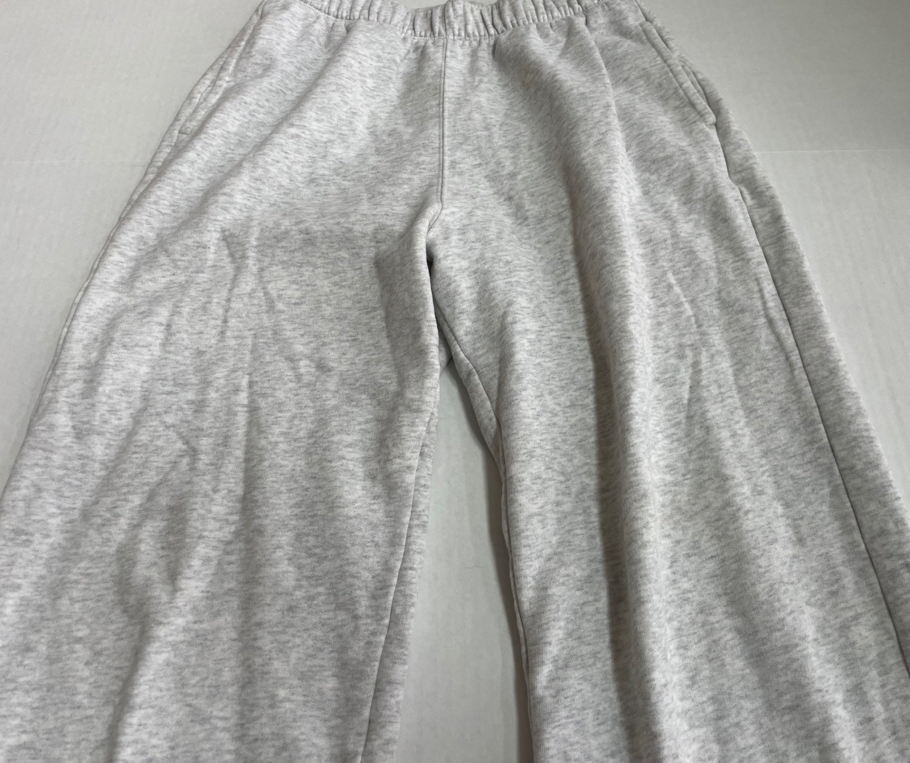 Hollister Sweatpants Small Light Gray Cotton and Polyester fleece