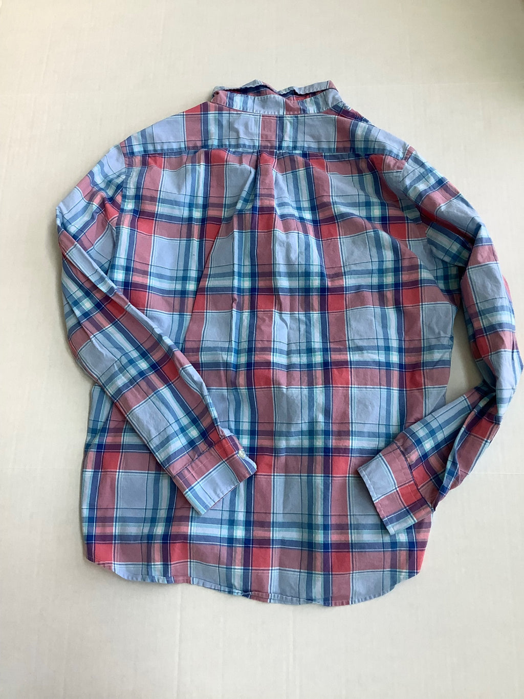 Vineyard Vines Tops Large Multiple colors including red, blue, and pink Cotton