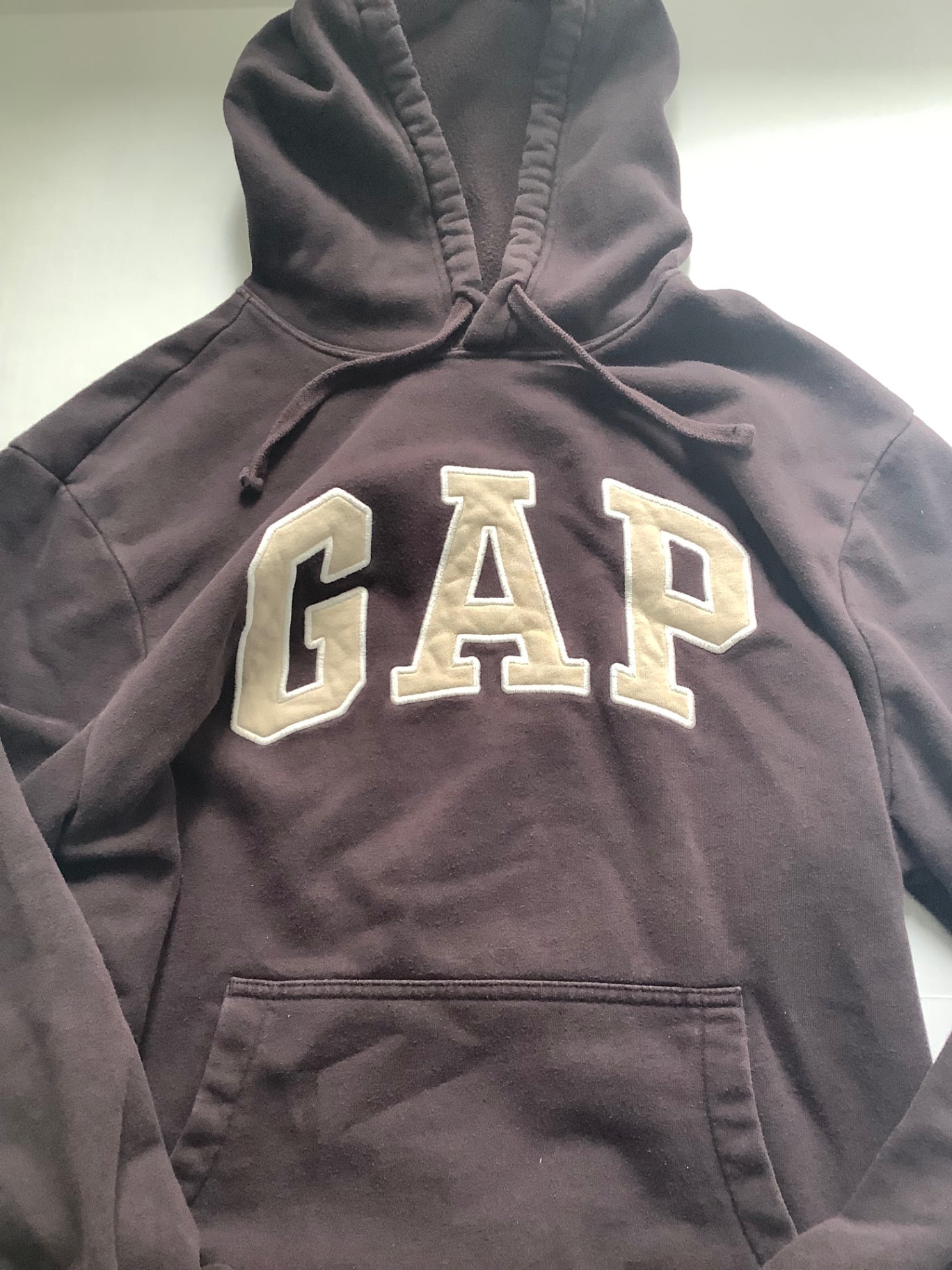 GAP Sweatshirts/Hoodies Extra Large Brown Cotton, Polyester, Recycled Polyester, Fleece