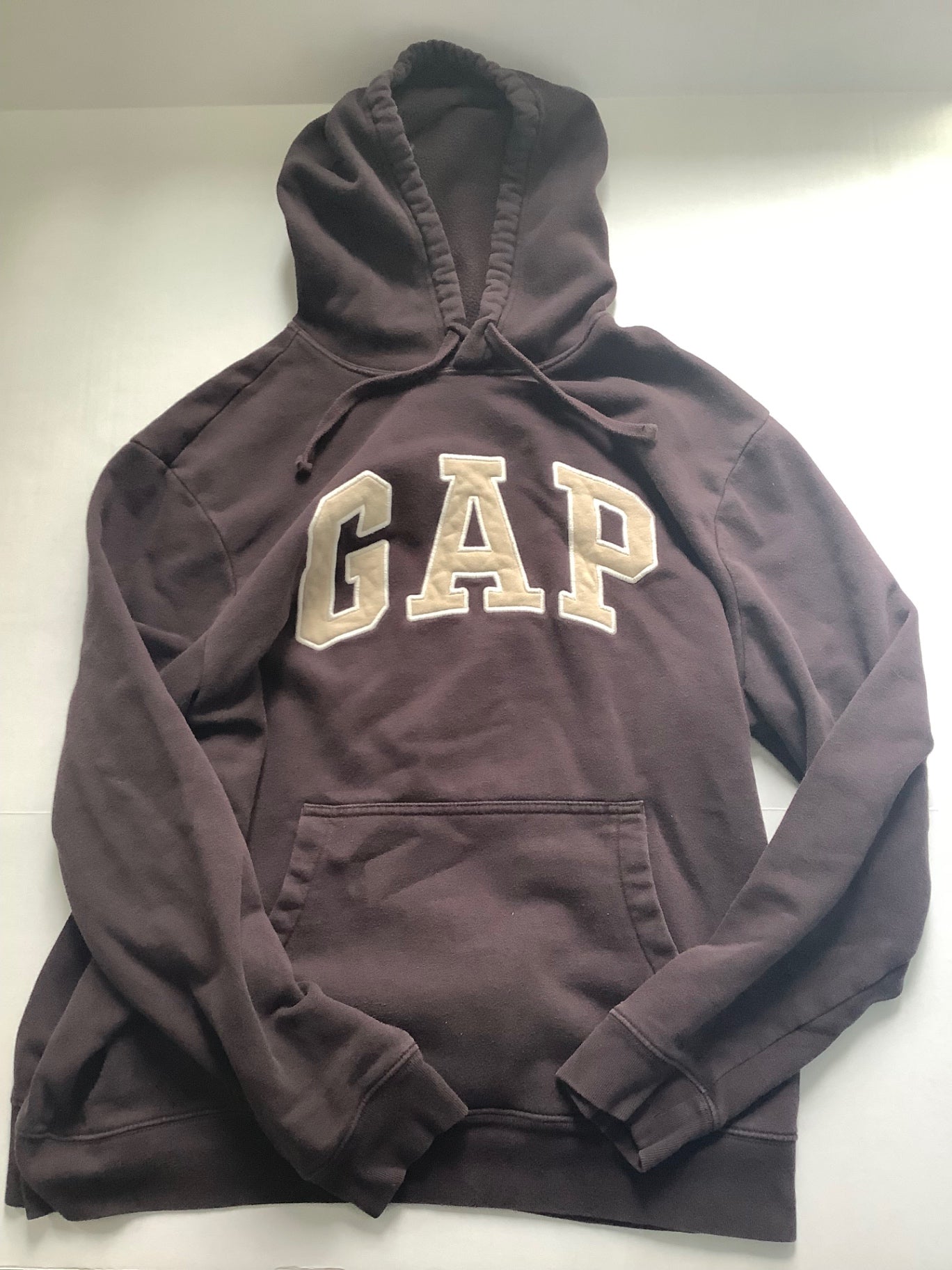 GAP Sweatshirts/Hoodies Extra Large Brown Cotton, Polyester, Recycled Polyester, Fleece