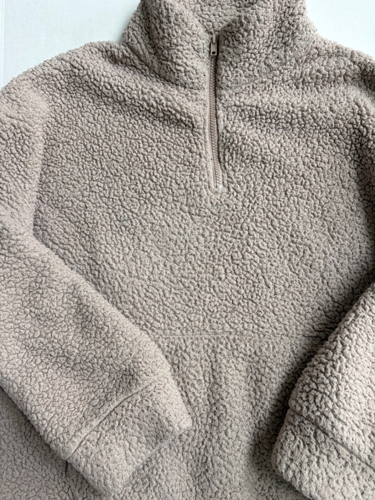 American Eagle Jackets/Coats Medium Beige Polyester fleece, Sherpa fleece
