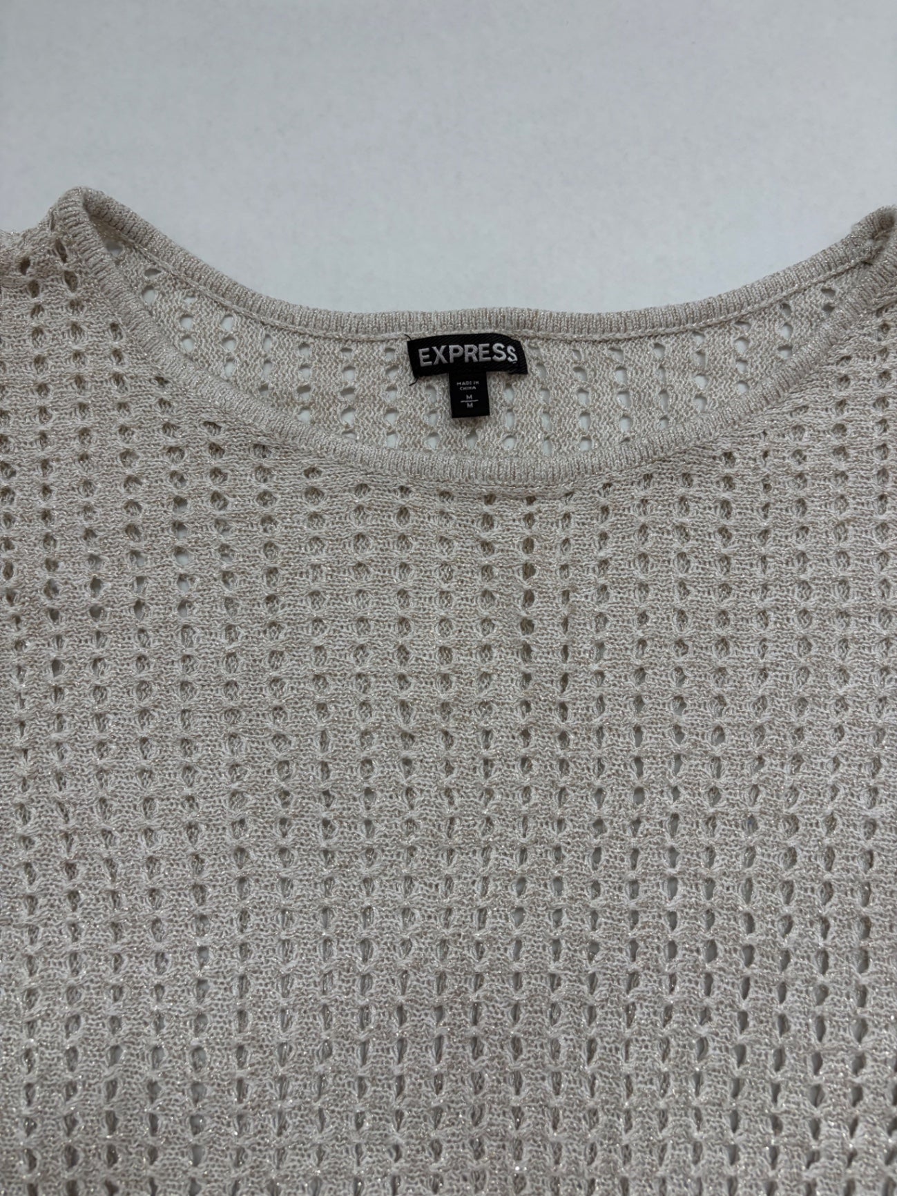 Express Sweaters/Cardigans Medium Beige Rayon, Polyester, Metallic knit