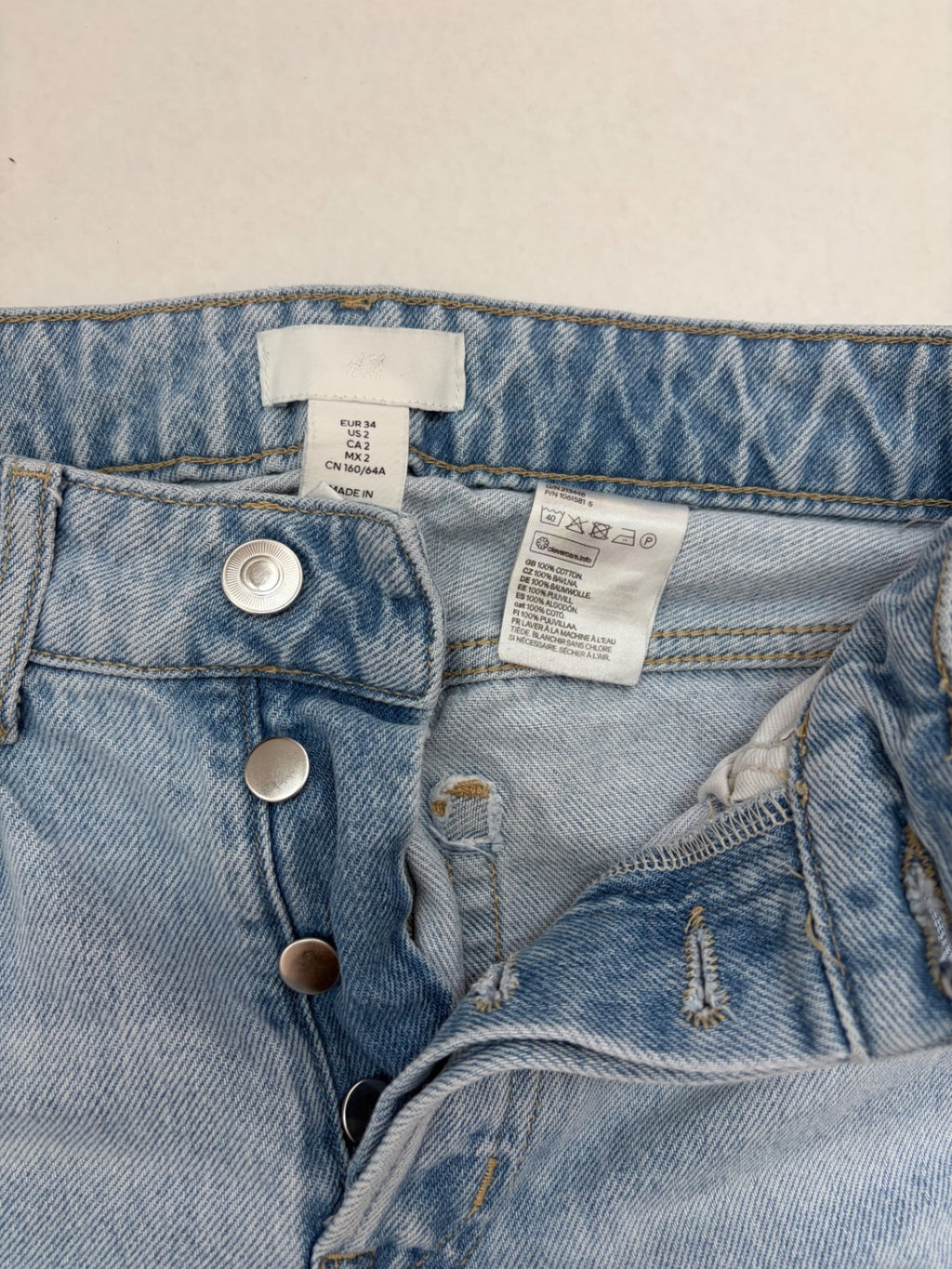 H&M Jeans 2 Light Blue Denim and Cotton