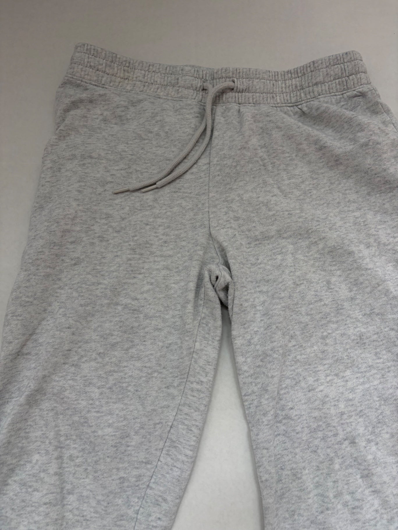 Hollister Sweatpants Medium Gray Cotton, Polyester