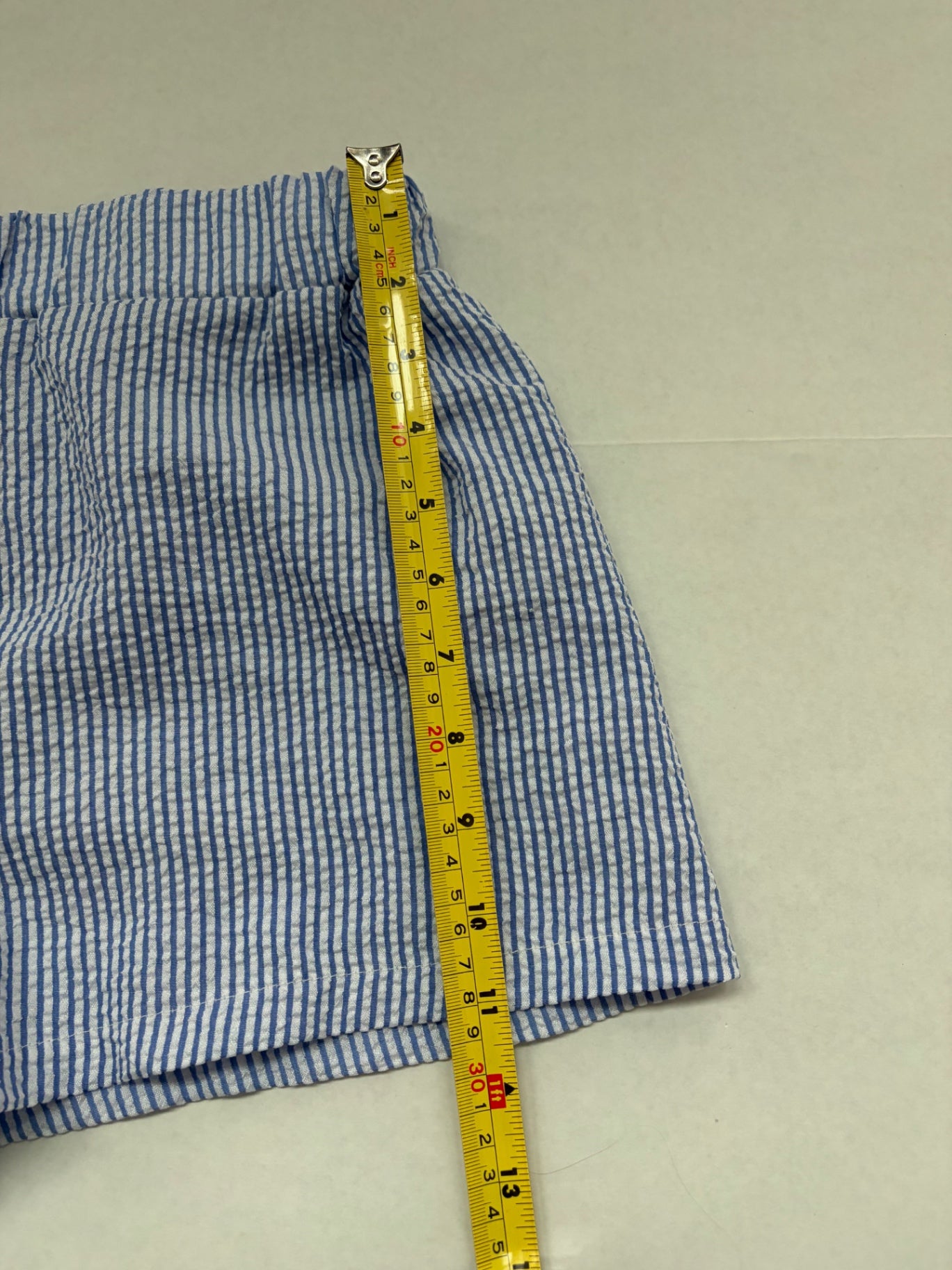 Unbranded Shorts 13W x 11L Blue and white Polyester