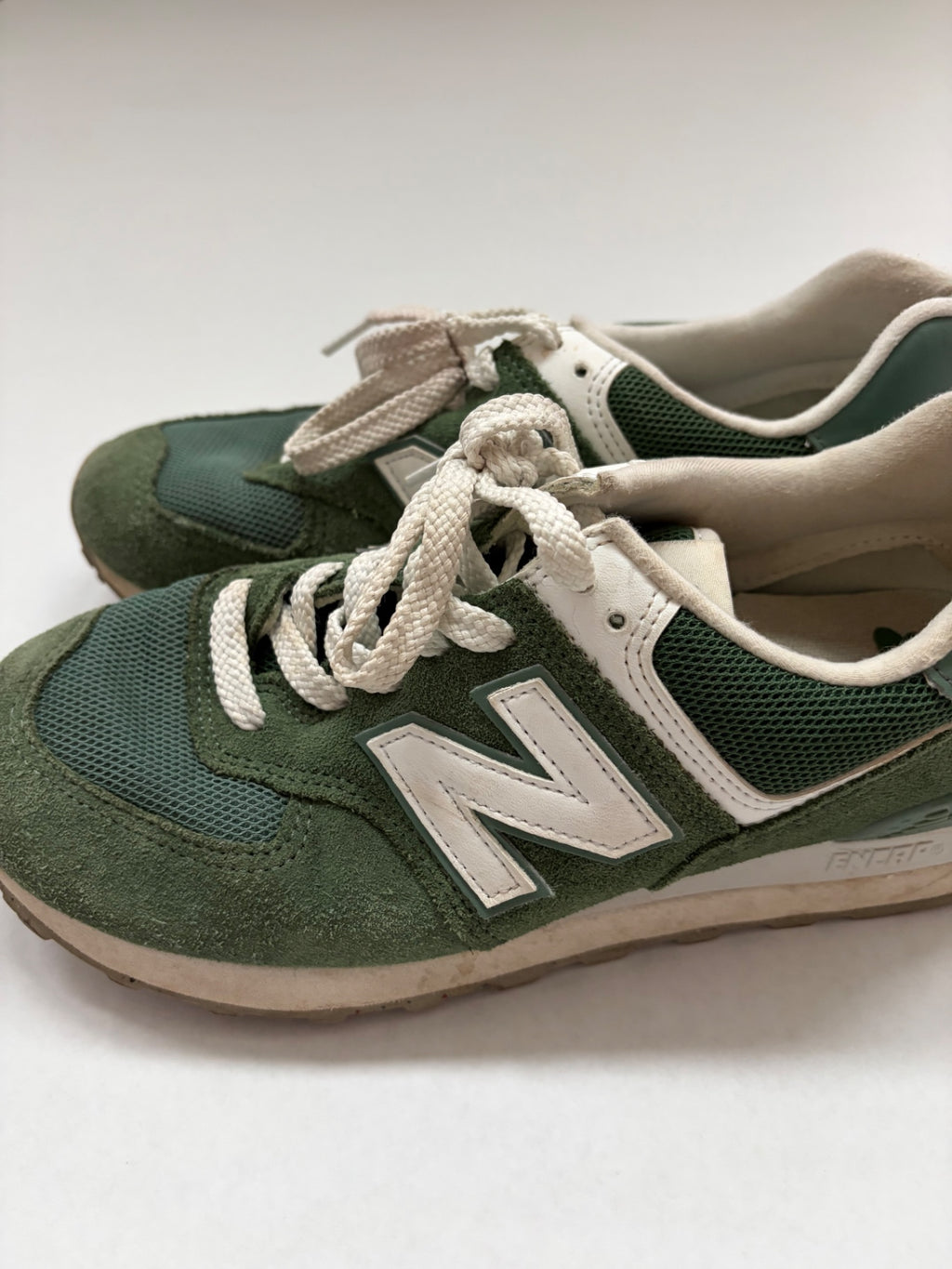 New Balance Shoes 7 Green and White Suede and Mesh