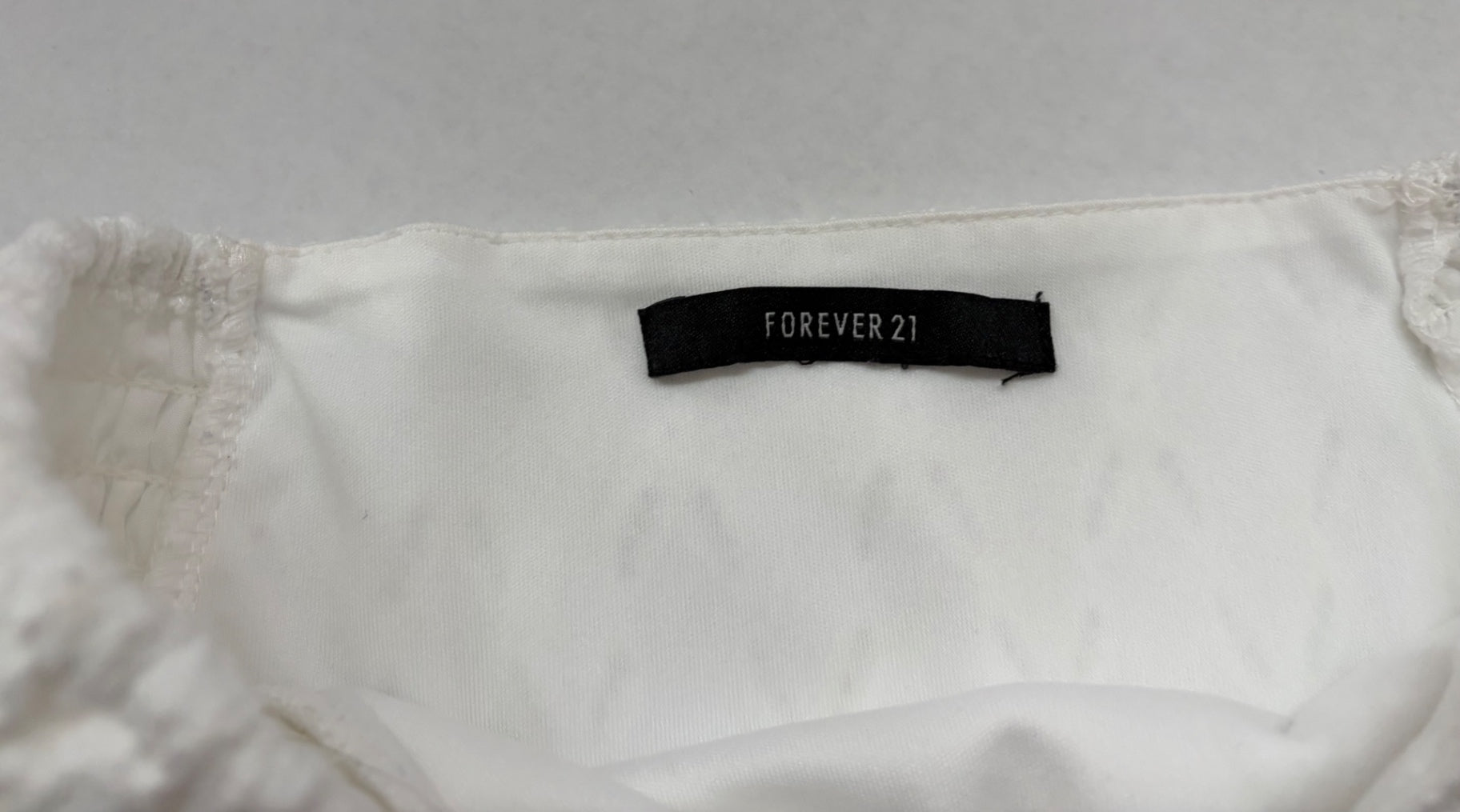 Forever 21 Skirts/Skorts Medium White Textured knit and embroidered fabric