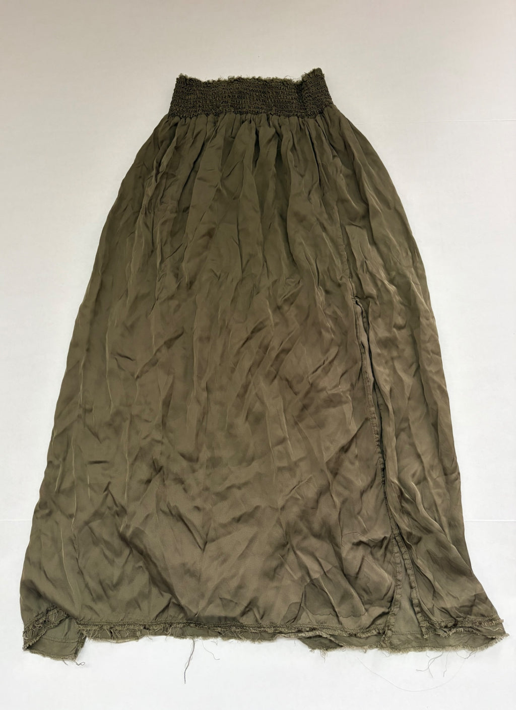 Aerie Skirts/Skorts Extra Small Olive Viscose