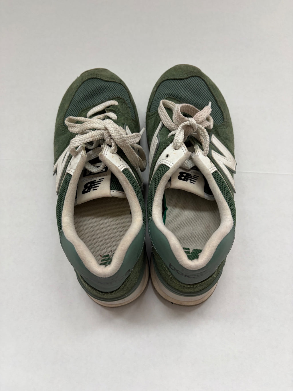 New Balance Shoes 7 Green and White Suede and Mesh