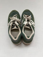 New Balance Shoes 7 Green and White Suede and Mesh