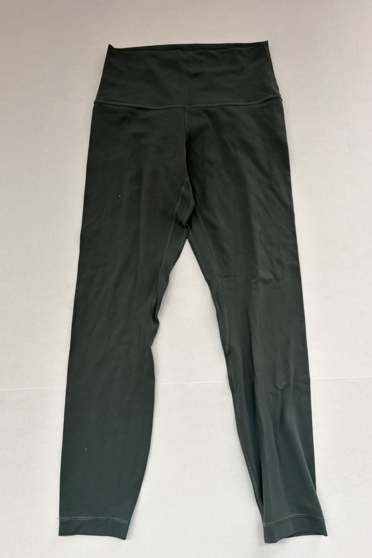 Lululemon Leggings 11W x 32L Dark Green Synthetic/Stretch Fabric