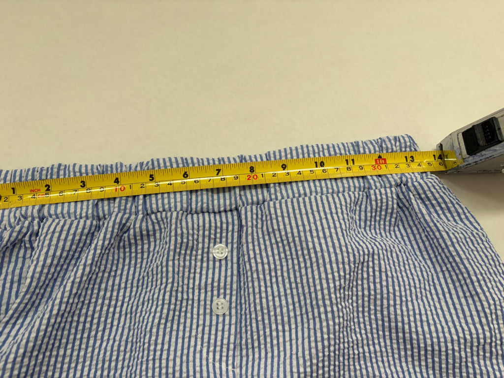Unbranded Shorts 13W x 11L Blue and white Polyester