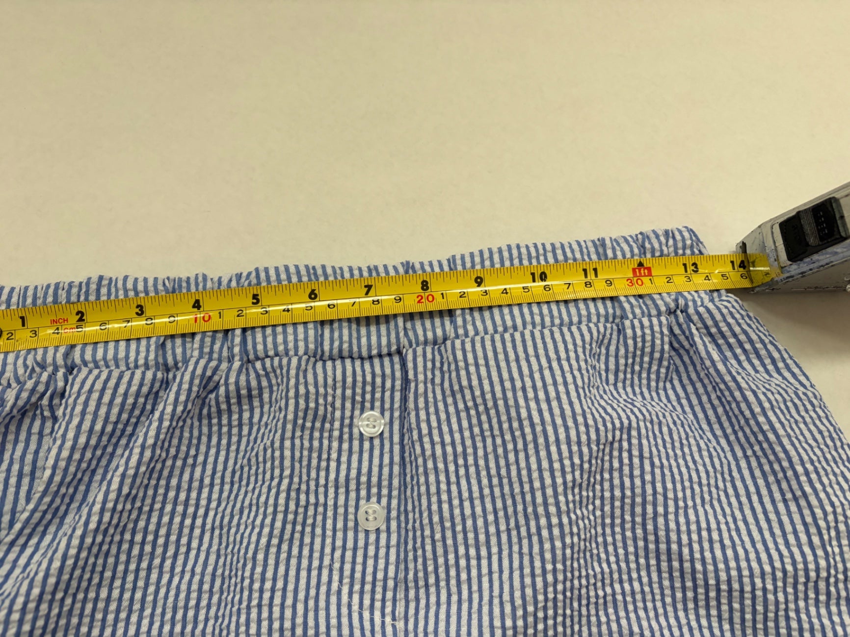 Unbranded Shorts 13W x 11L Blue and white Polyester