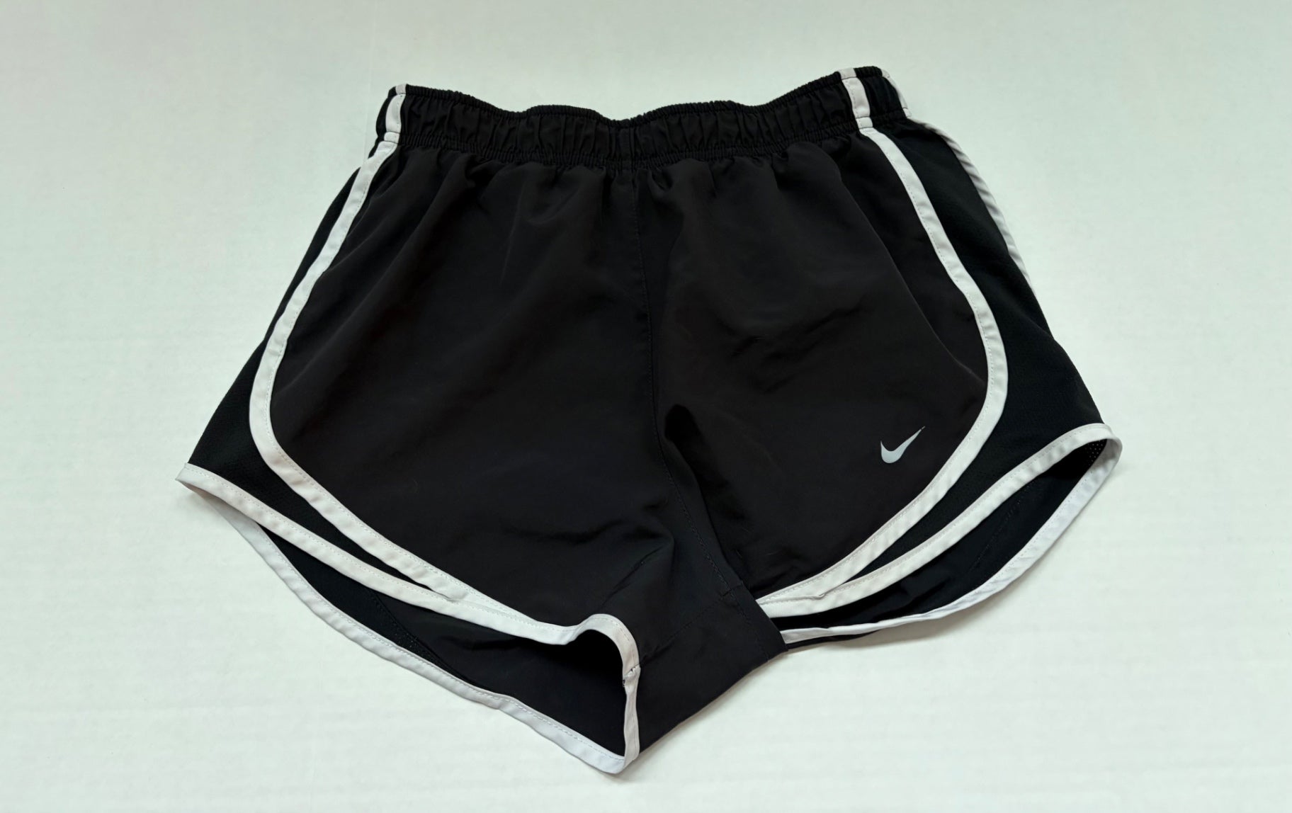 Nike Shorts Small Black Synthetic (likely nylon or polyester)