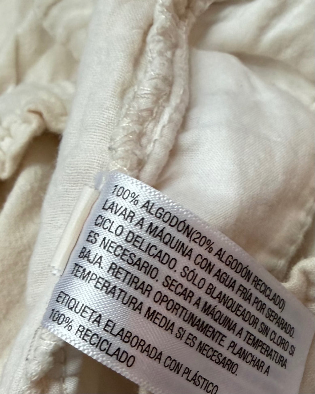 Universal Threads Shorts Small Beige Cotton