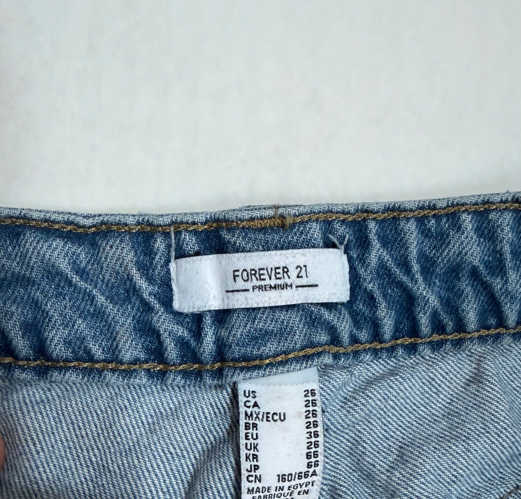 Forever 21 Jeans 26 Blue Denim and Cotton