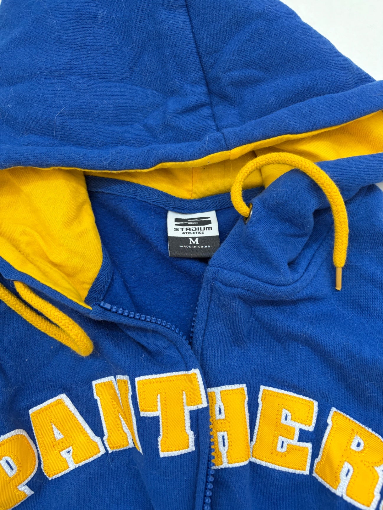 Stadium Athletics Sweatshirts/Hoodies Medium Blue and Yellow Cotton, Polyester, Fleece lining