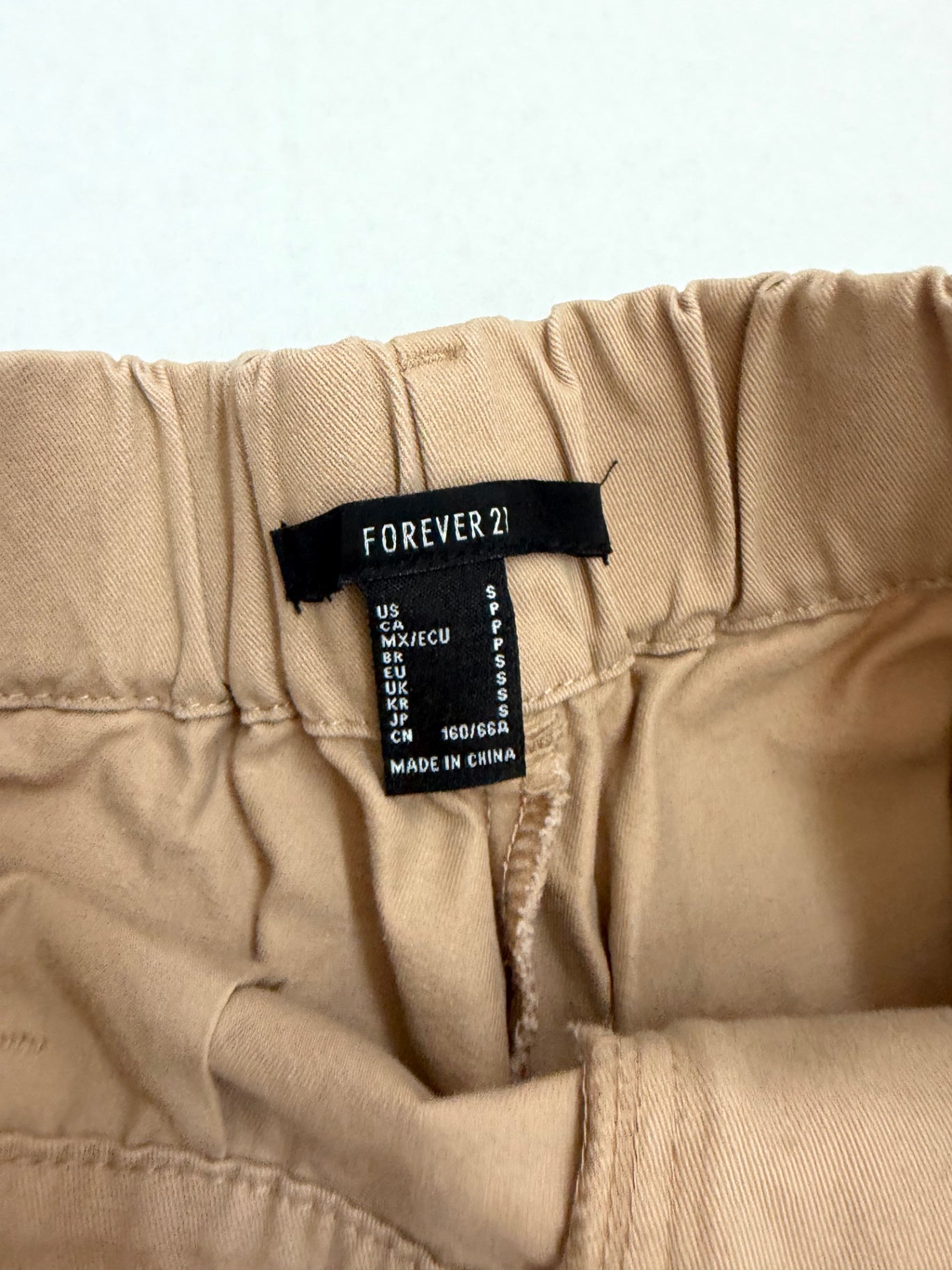 Forever 21 Pants Small Beige Cotton blend