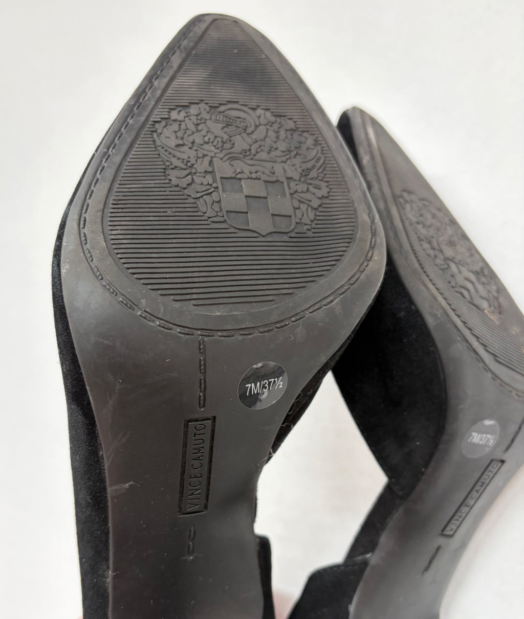 Vince Camuto Shoes 7 Black Suede