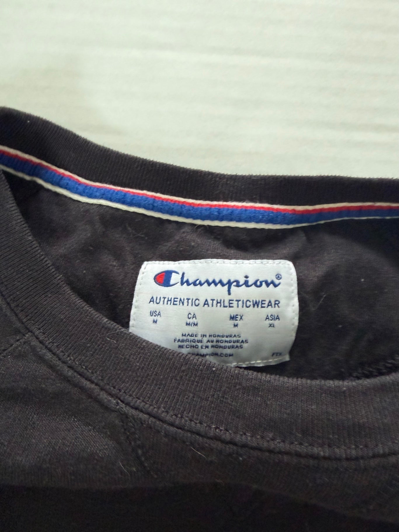 Champion Sweatshirts/Hoodies Medium Black Cotton, Polyester