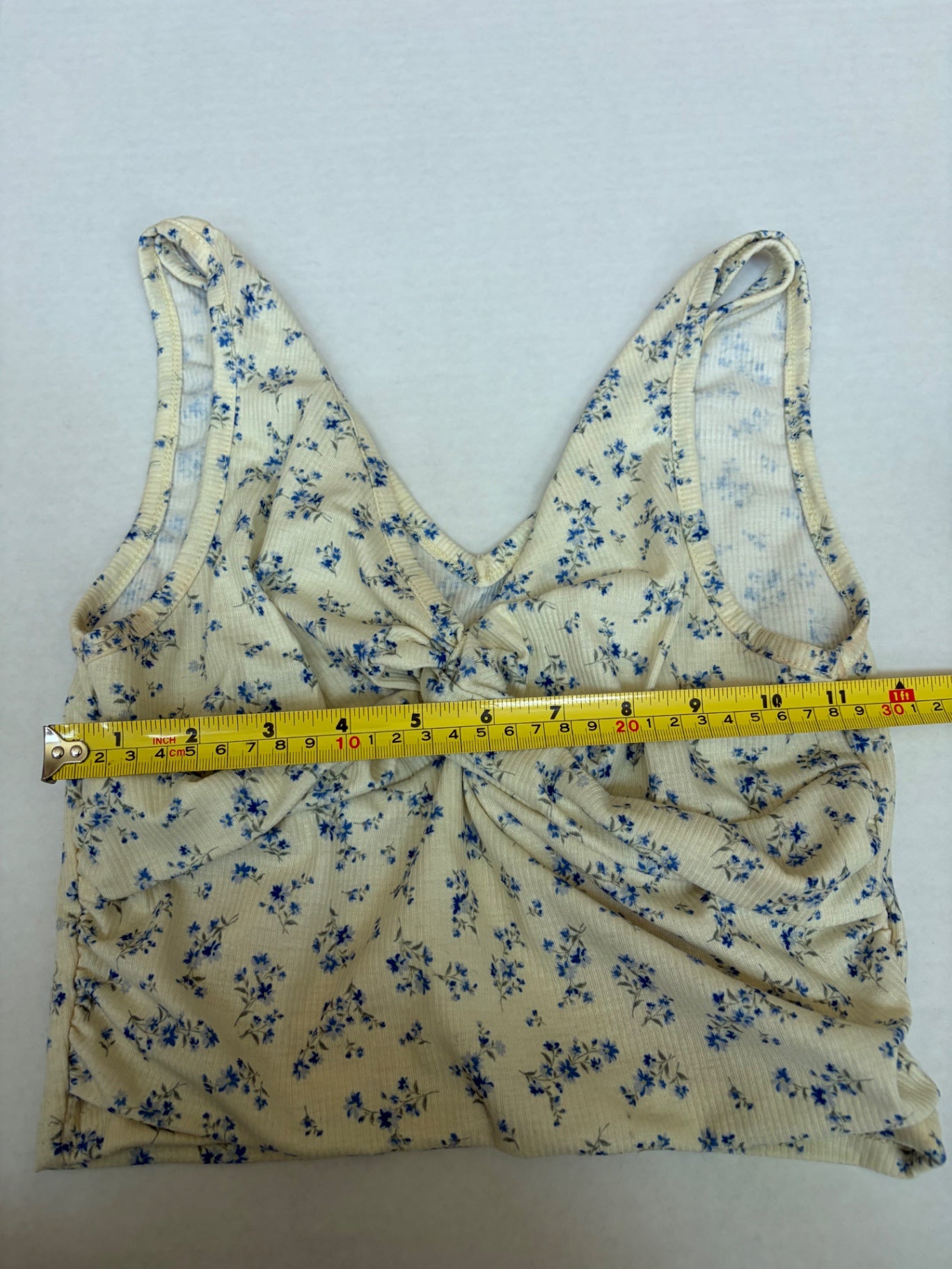 Unbranded Tops Small Yellow with blue floral pattern Ribbed knit