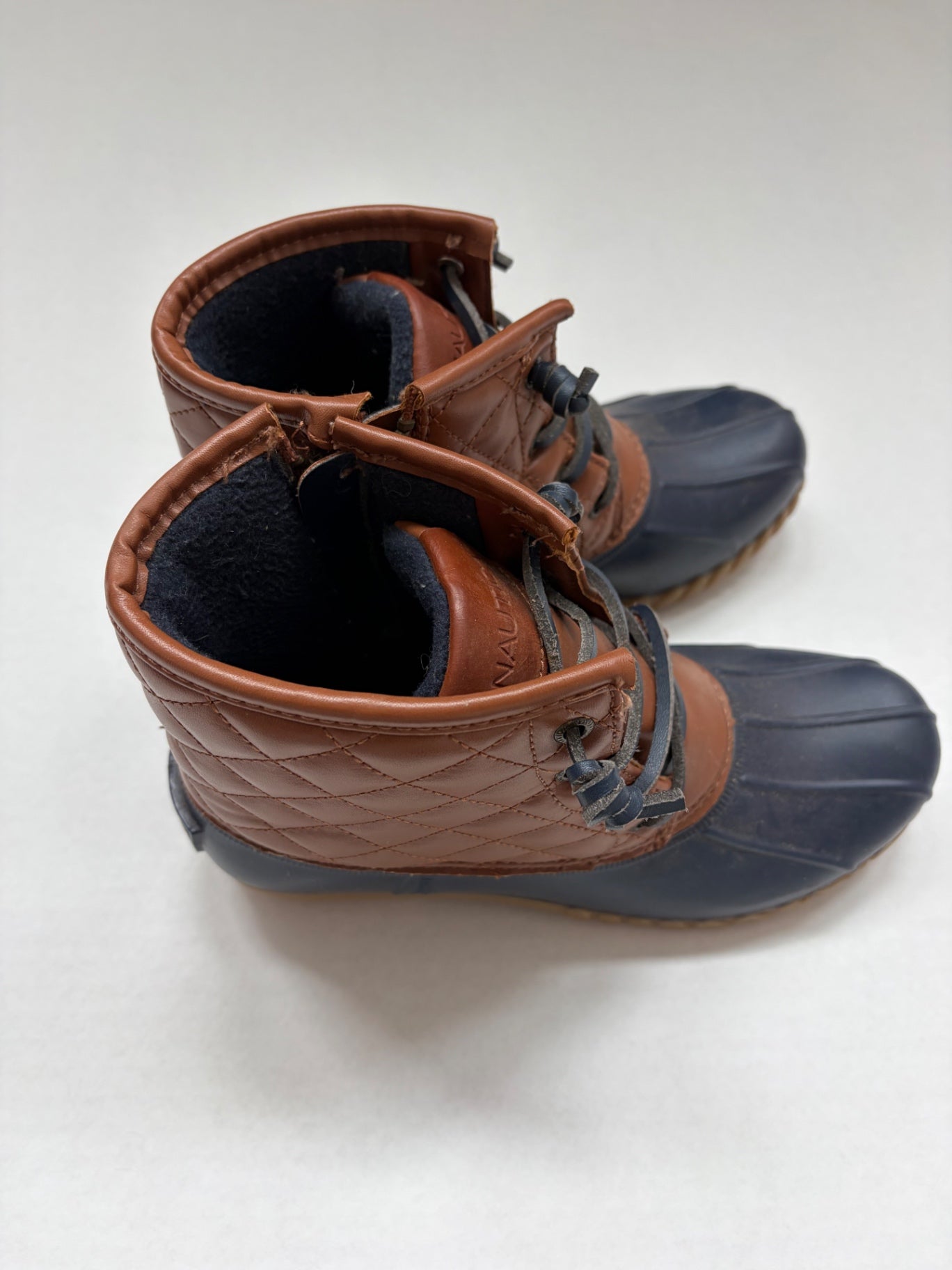 Nautica Shoes 7 Brown and navy blue Leather and rubber