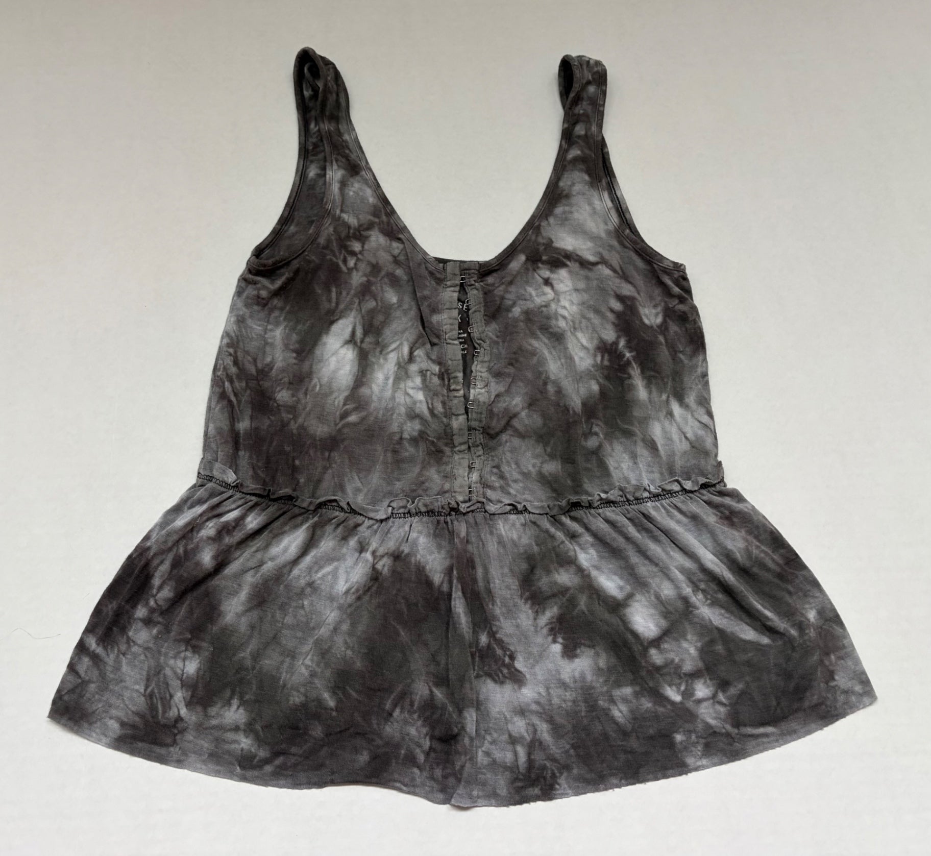 American Eagle Tops Extra Small Gray with black tie-dye pattern Viscose, Elastane