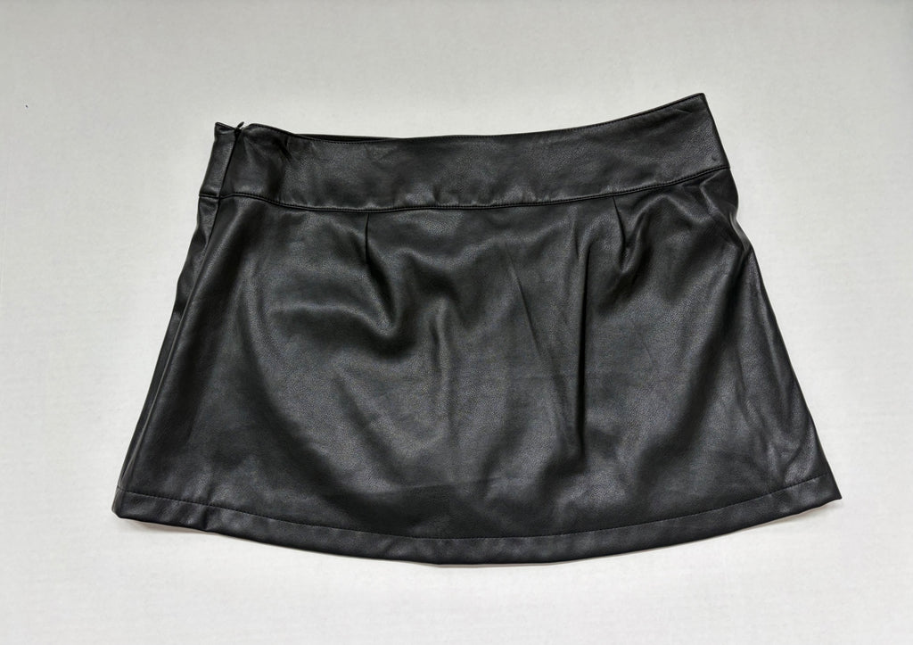 Garage Skirts/Skorts Large Black Polyester (lining)