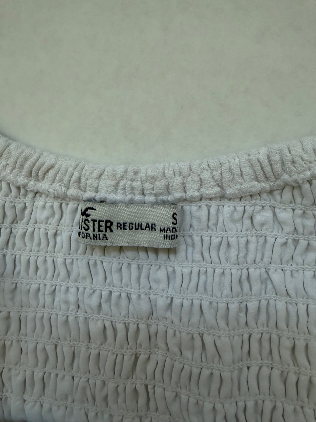Hollister Dresses/Rompers Small Cream/Off-white Cotton, Viscose, Linen (based on fabric composition label)