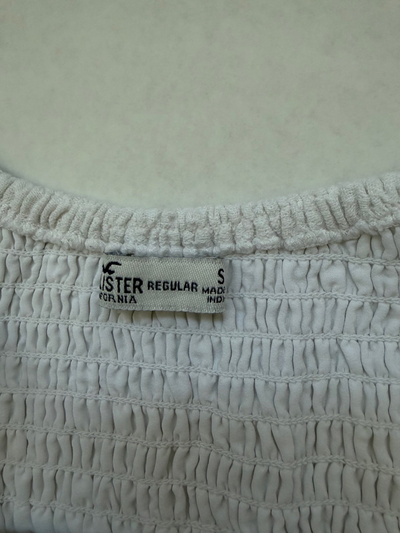 Hollister Dresses/Rompers Small Cream/Off-white Cotton, Viscose, Linen (based on fabric composition label)