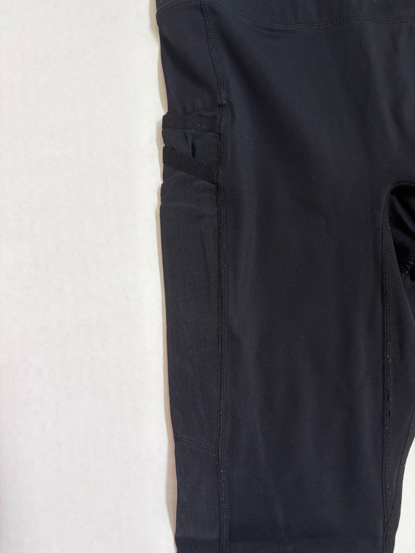 Fabletics Leggings Extra Small Black Synthetic/Stretchy fabric